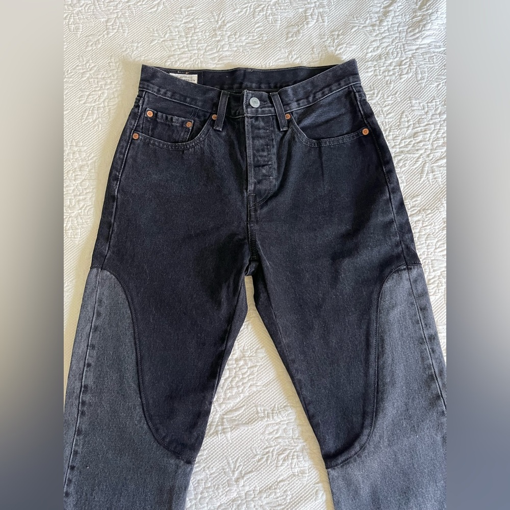 Vintage Levi two toned black jeans